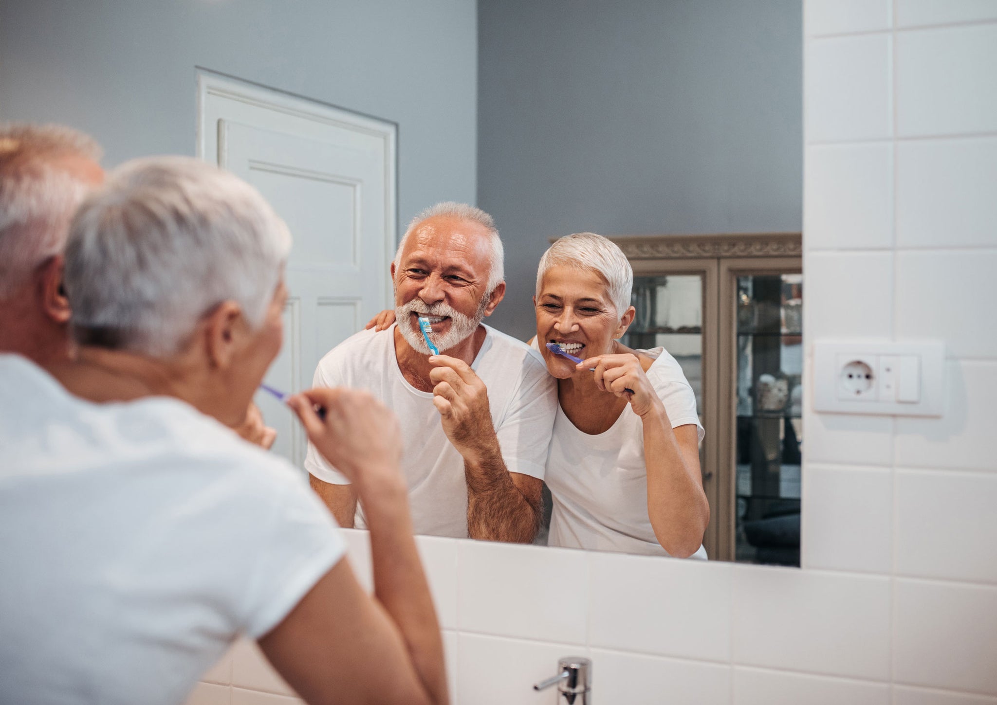 Aging Teeth: Your Guide to Maintaining Oral Hygiene as You Age